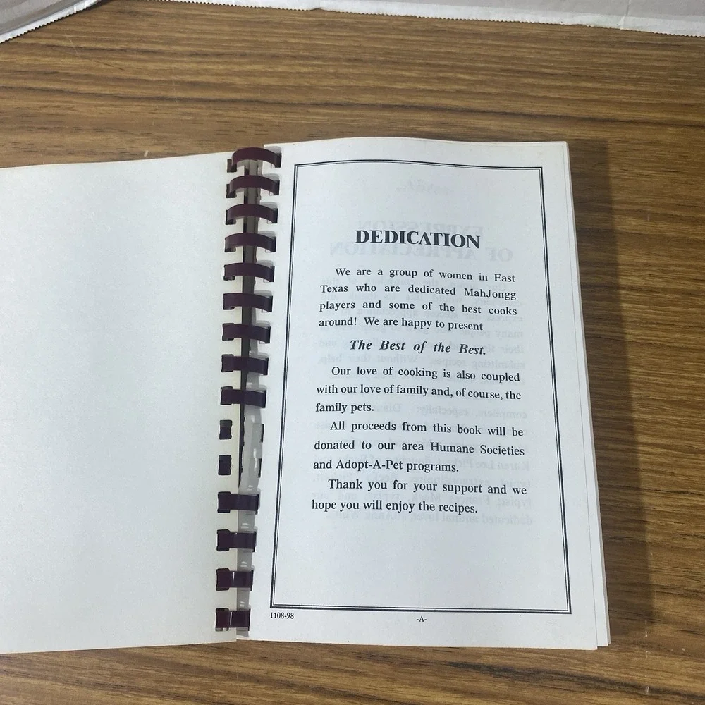 VTG East Texas Humane Society Regional Cookbook Cooking with Friends Local Comb